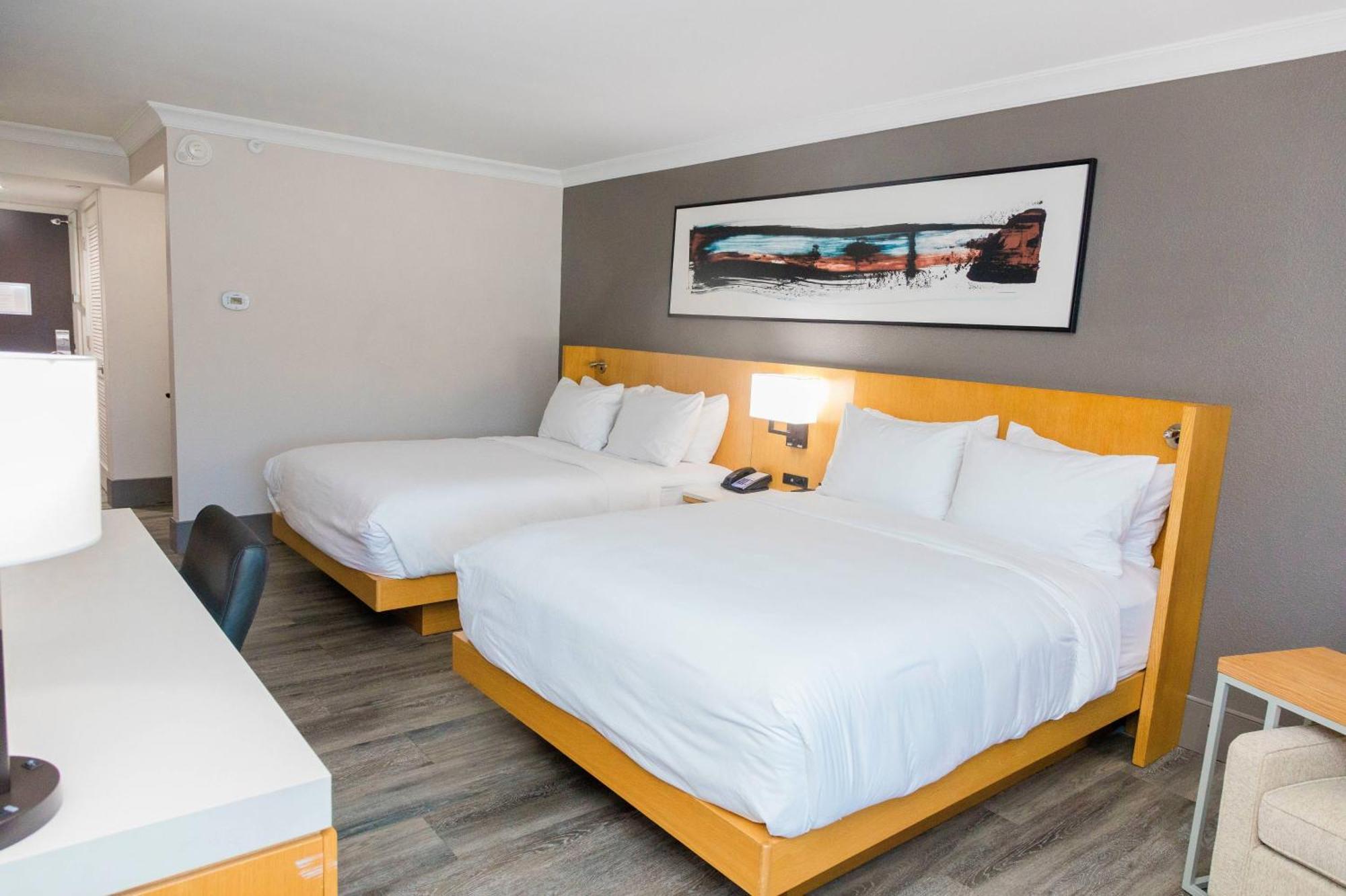 Delta Hotels By Marriott Columbia Northeast エクステリア 写真